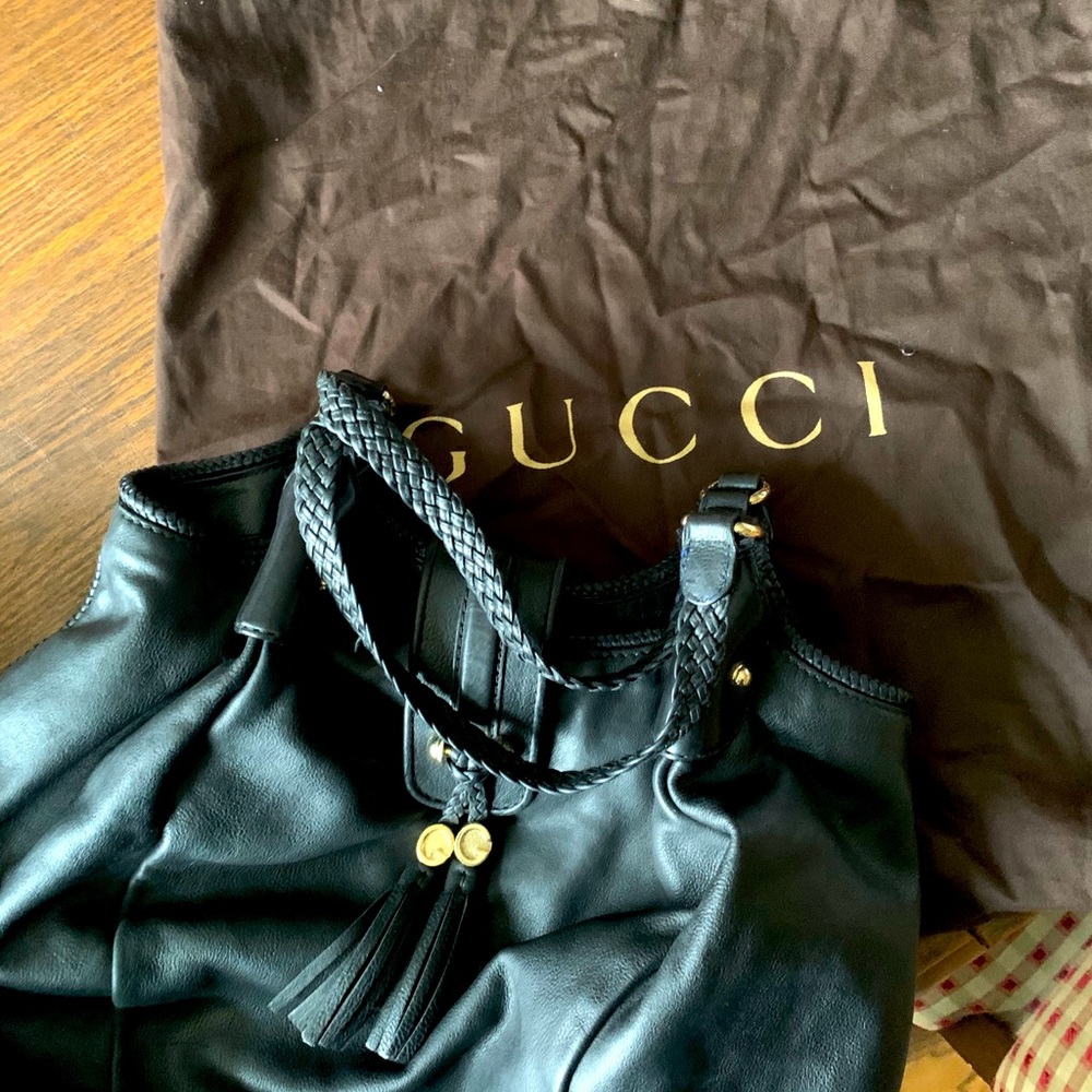 Gucci tote black with gold hardware